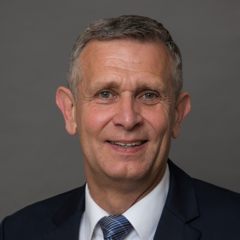  Dirk Lindemann